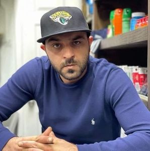 Meet your Posher, Hamza